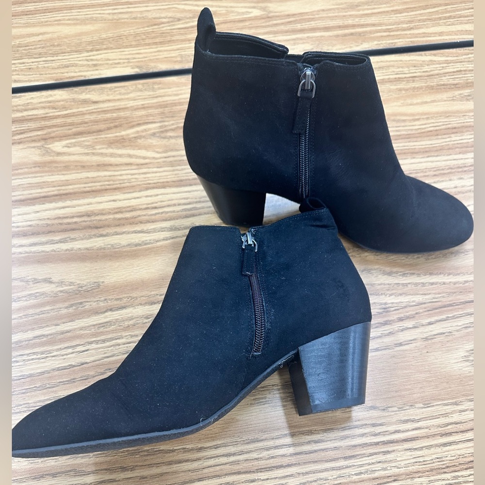 14th & Union Black Suede Leather Block Heel Ankle Booties Side Zipper Size 10